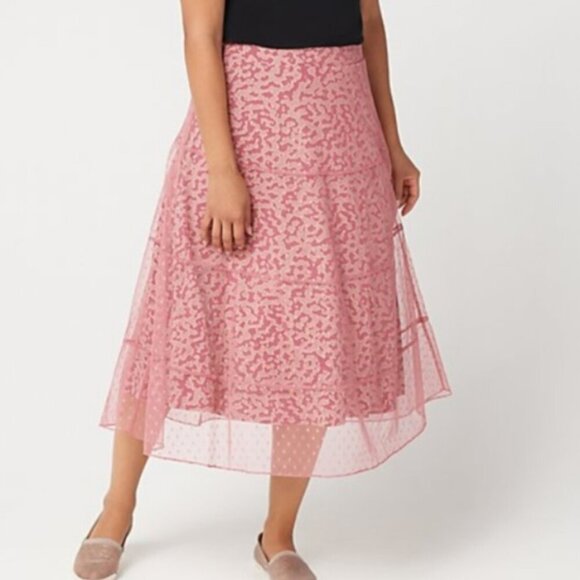 LOGO by Lori Goldstein Dresses & Skirts - Lori Goldstein LOGO Mesh Skirt With Knit Underlay Coral Rose Size M
